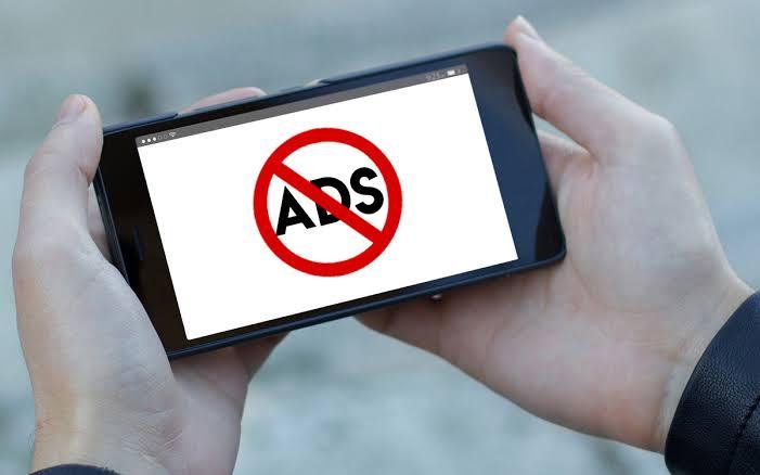 Gunakan aplikasi adblocker agar internet tidak lemot