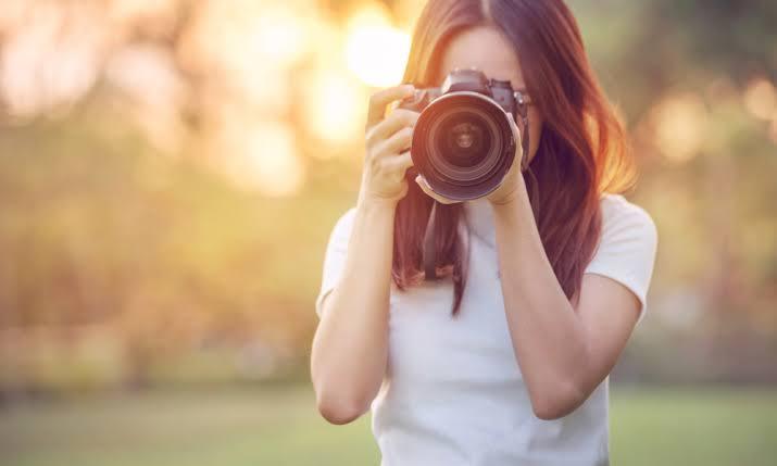 6 Kamera DSLR Pemula Terbaik, Asah Kemampuan Fotografi Mu Sekarang