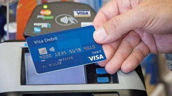 Cara Mengeluarkan Kartu ATM Tertelan Mesin Tanpa Harus ke Bank?