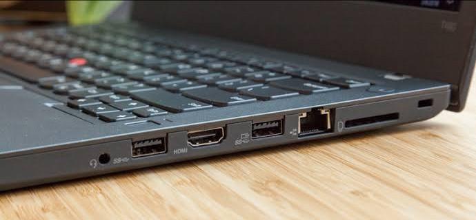 Port konektor laptop editing